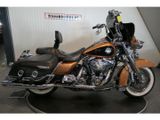 HARLEY-DAVIDSON ROAD KING CLASSIC FLHRC