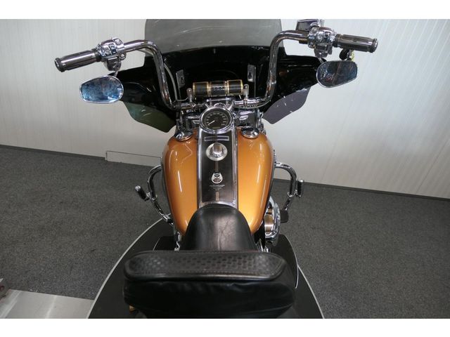 harley-davidson - road-king-classic-flhrc