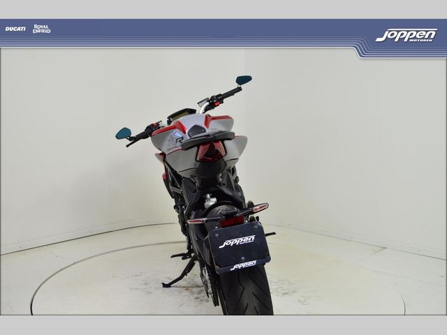 mv-agusta - brutale-800