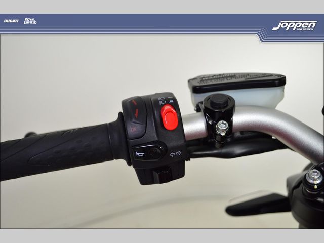 mv-agusta - brutale-800