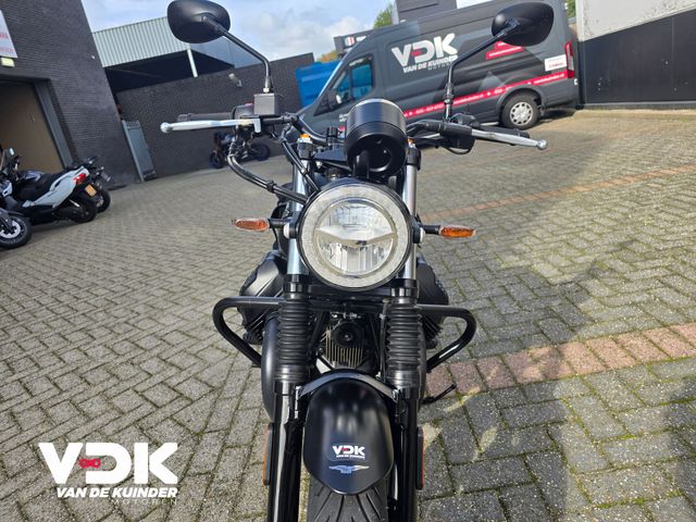 moto-guzzi - v-7-stone