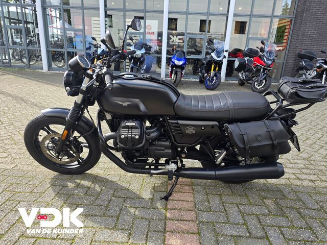 moto-guzzi - v-7-stone