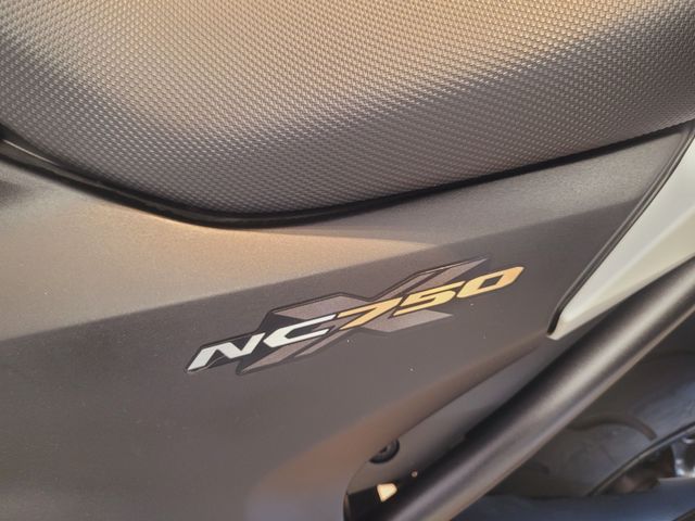 honda - nc-750-x-dct