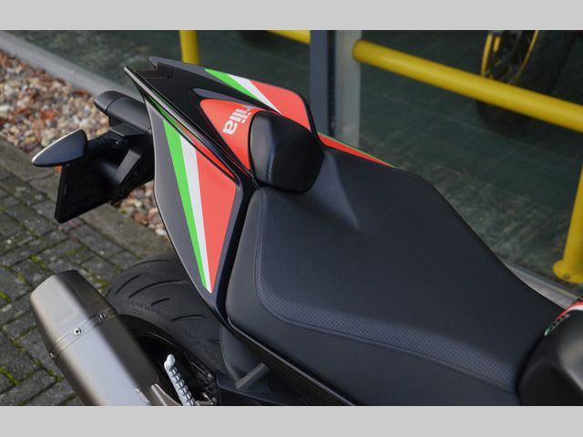 aprilia - tuono-v4-factory