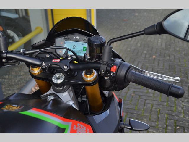 aprilia - tuono-v4-factory