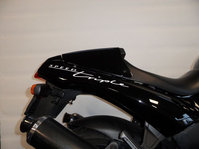 triumph - speed-triple