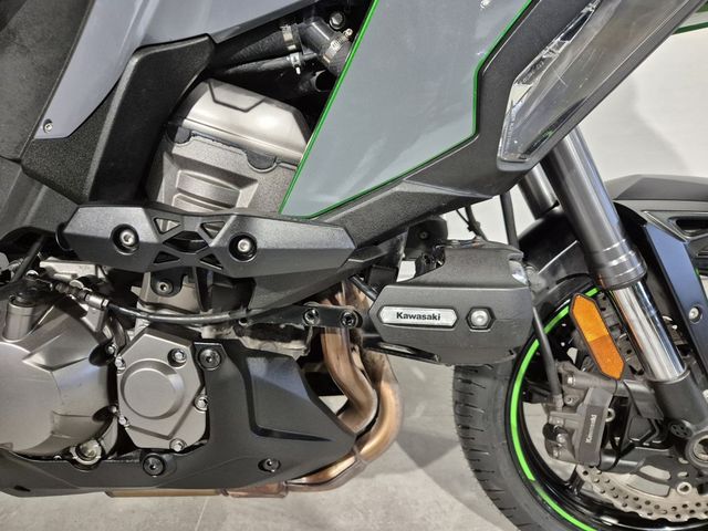 kawasaki - versys-1000-se-grand-tourer