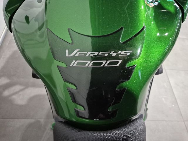 kawasaki - versys-1000-se-grand-tourer