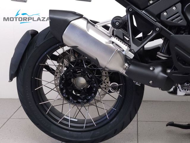 bmw - r-1300-gs-adventure