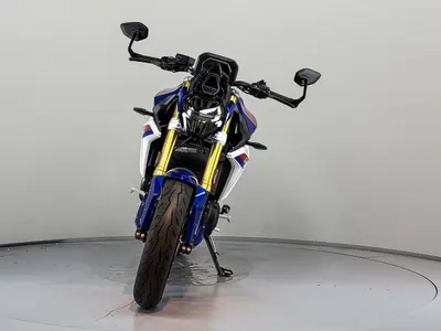 BMW F 900 R – foto 3