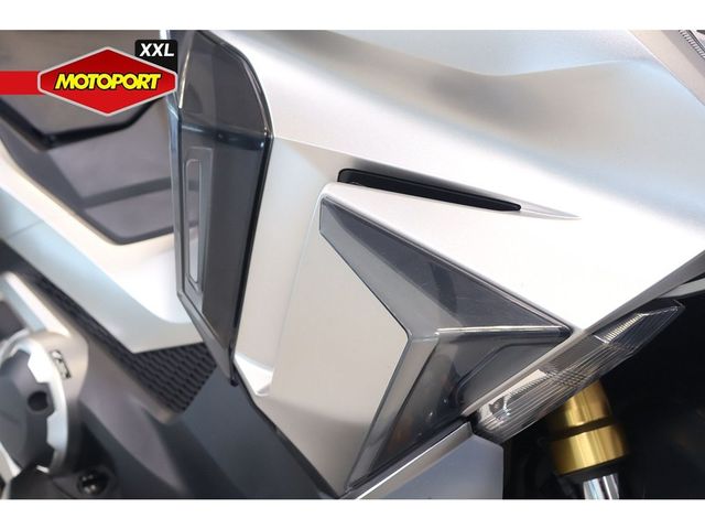 honda - forza-750