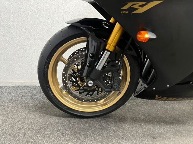 yamaha - yzf-r1