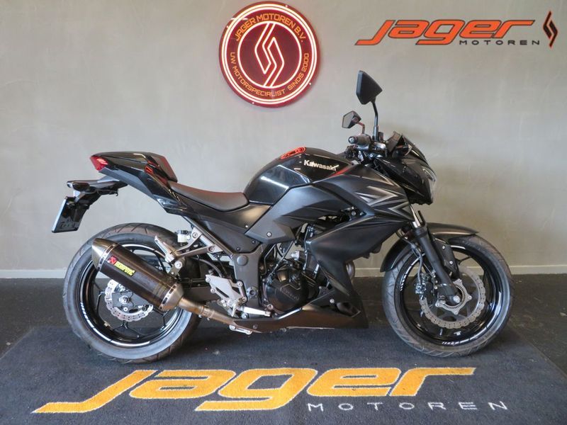 Kawasaki Z 300 Z300 ABS Akra Topper! 2016 occasion