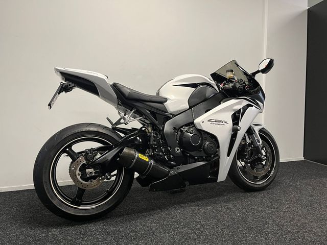 honda - cbr-1000-rr-fireblade
