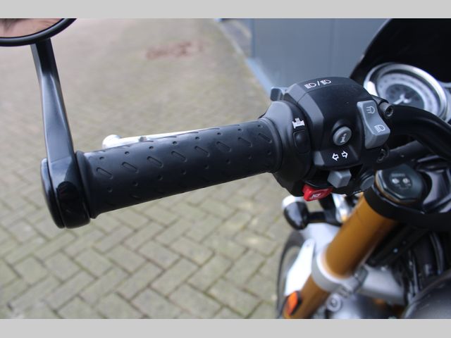 triumph - thruxton-1200-r