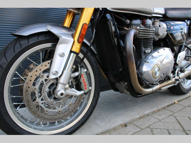 triumph - thruxton-1200-r