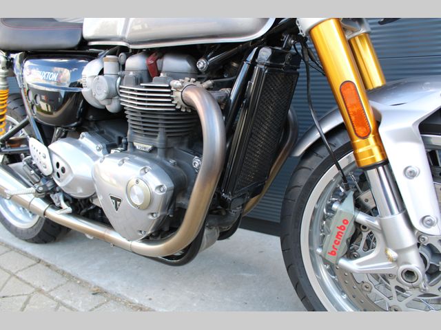 triumph - thruxton-1200-r