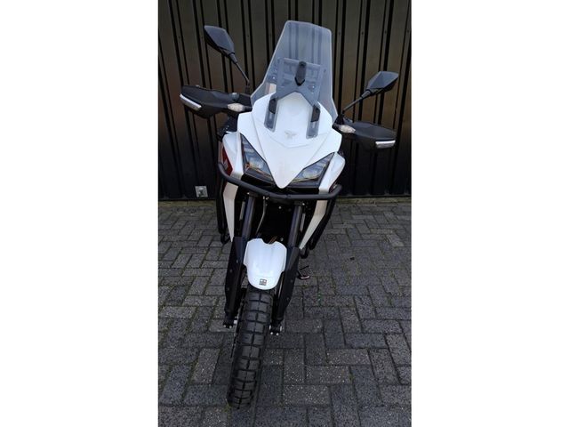 moto-morini - x-cape