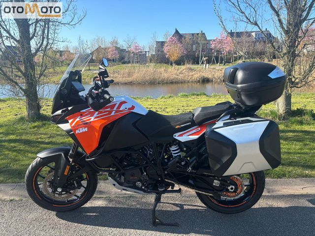 ktm - 1290-super-adventure-s