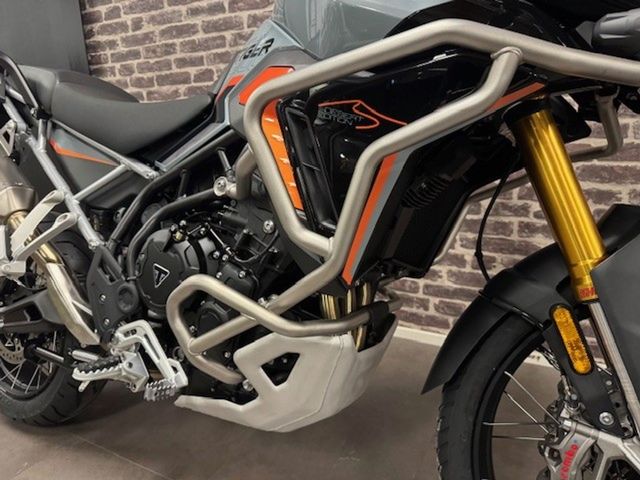 triumph - tiger-900-desert-edition