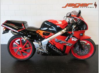 Honda VFR 400 R 1995 occasion