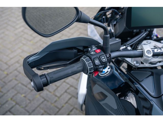 bmw - r-1300-gs