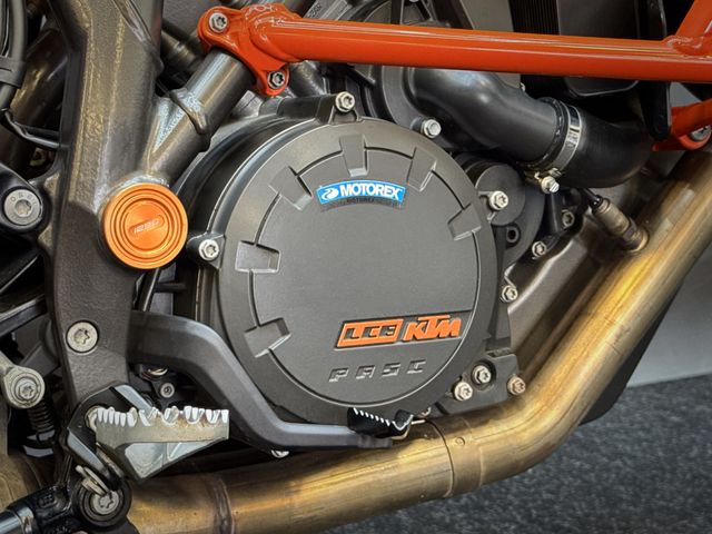 ktm - 1290-super-adventure-s