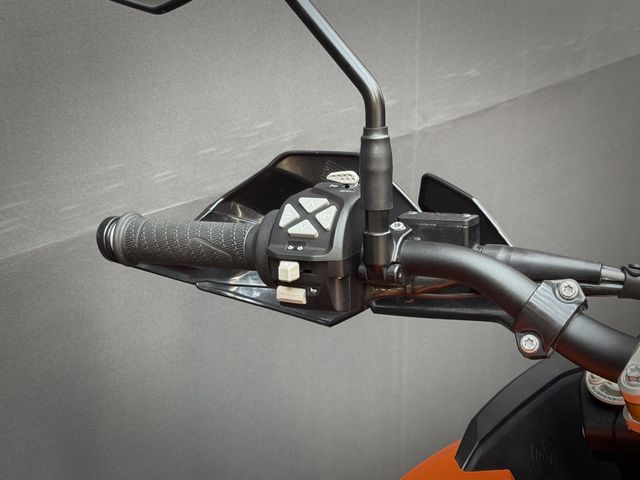 ktm - 1290-super-adventure-s