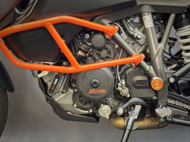 ktm - 1290-super-adventure-s