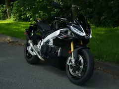 Aprilia Tuono V4 Factory | Origineel | Akrapovic 2022 occasion – foto 4 van 19