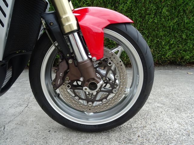 mv-agusta - brutale-750