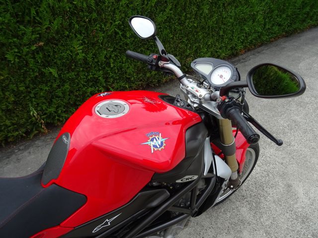 mv-agusta - brutale-750