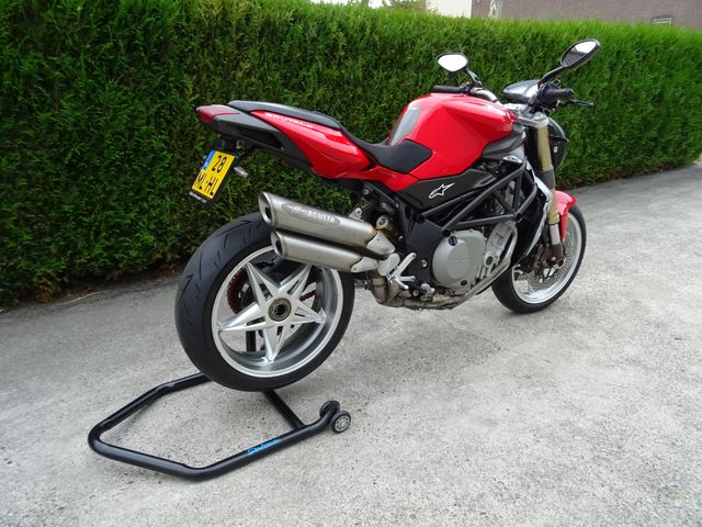 mv-agusta - brutale-750
