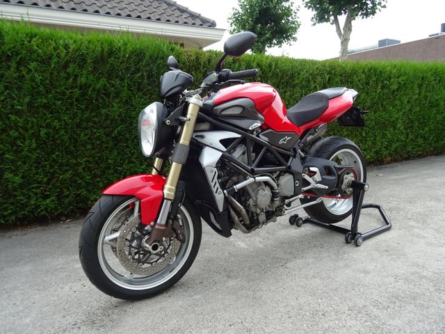 mv-agusta - brutale-750