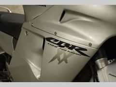 Honda CBR 1100  XX Super Blackbird 2003 occasion – foto 6 van 9