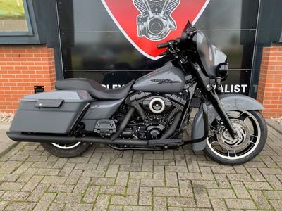HARLEY-DAVIDSON ELECTRA GLIDE ULTRA CLASSIC FLHTCU – foto 3