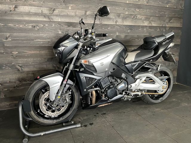 suzuki - b-king-1300