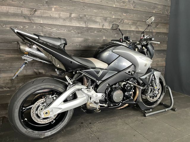 suzuki - b-king-1300