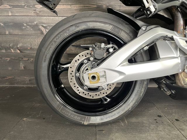 suzuki - b-king-1300