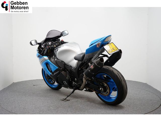 suzuki - gsx-r-1300-hayabusa