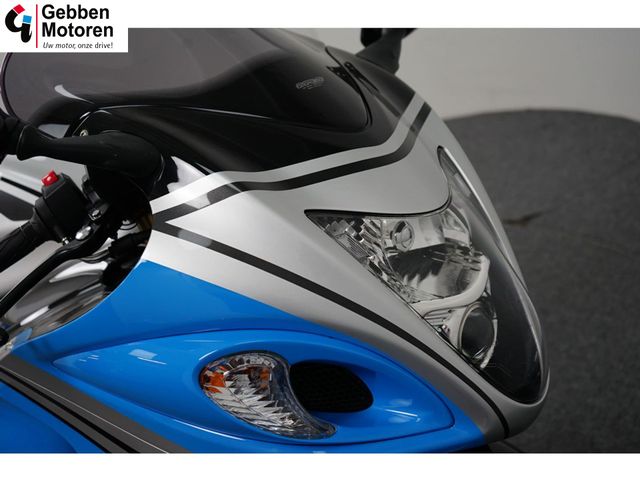 suzuki - gsx-r-1300-hayabusa