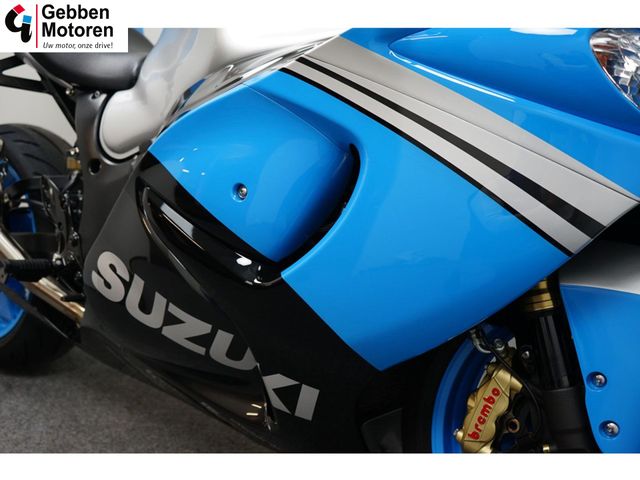 suzuki - gsx-r-1300-hayabusa
