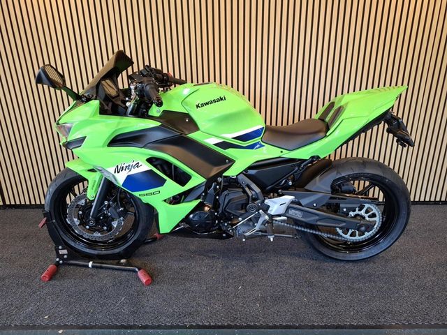 kawasaki - ninja-650