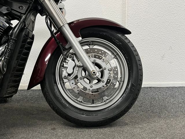 yamaha - xvs-1300-a-midnight-star