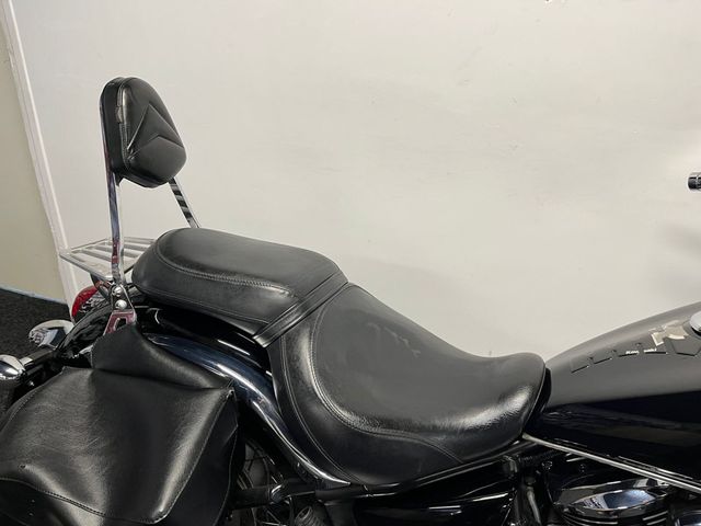 kawasaki - vn-900-classic