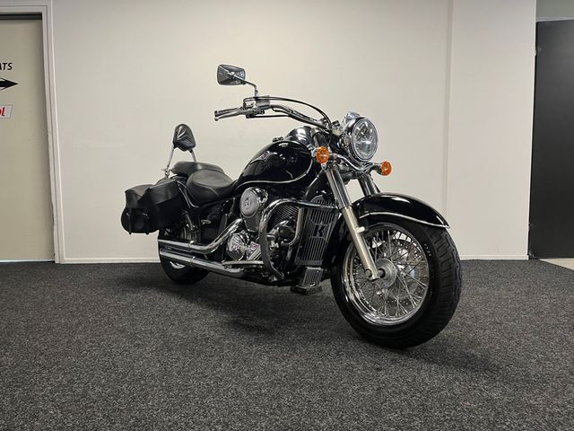 kawasaki - vn-900-classic