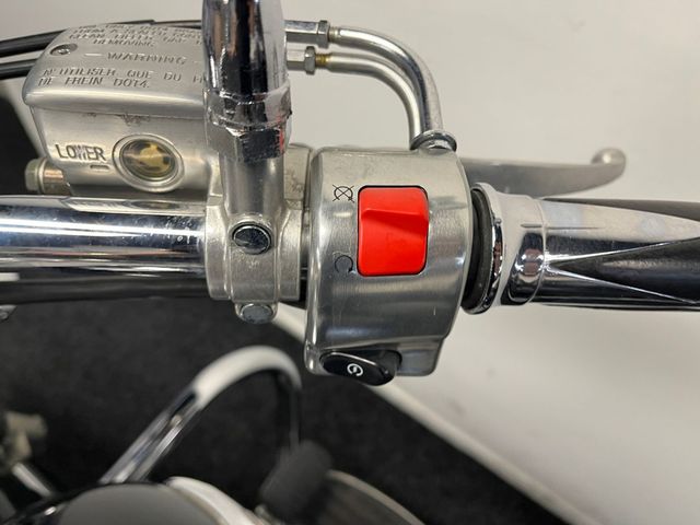 kawasaki - vn-900-classic