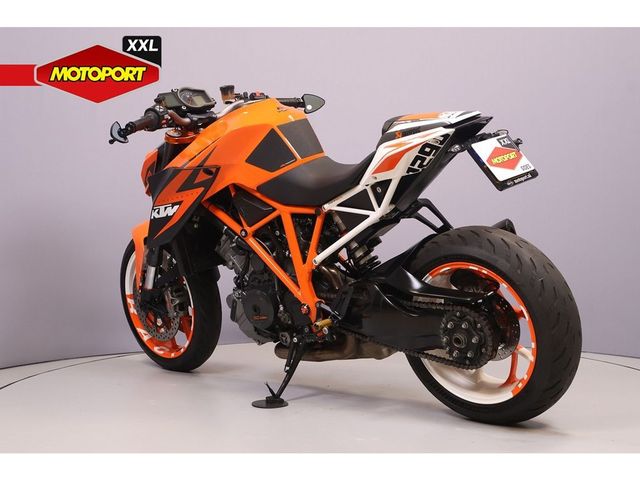 ktm - 1290-super-duke-r