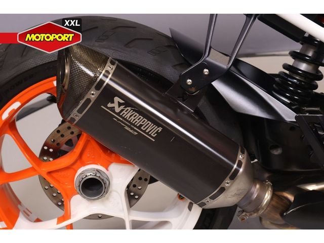 ktm - 1290-super-duke-r