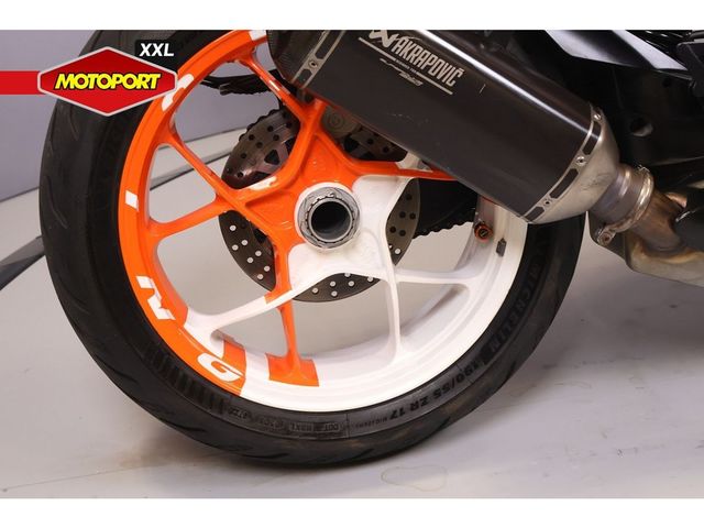 ktm - 1290-super-duke-r